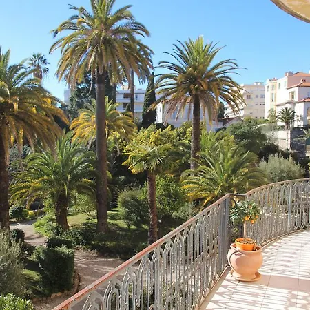 Le Pavillon113 Apartamento *