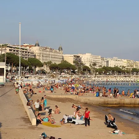 Le Pavillon113 Apartamento *