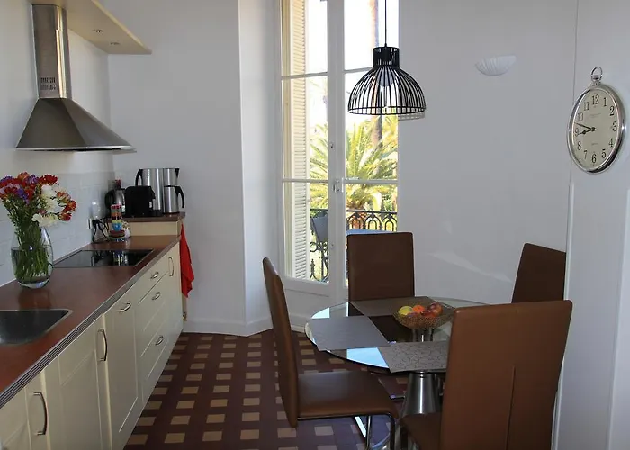 Le Pavillon113 * Cannes