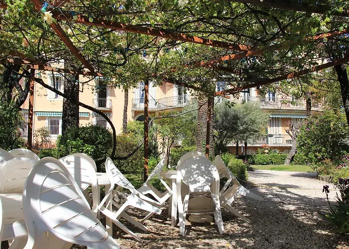 Le Pavillon113 * Cannes